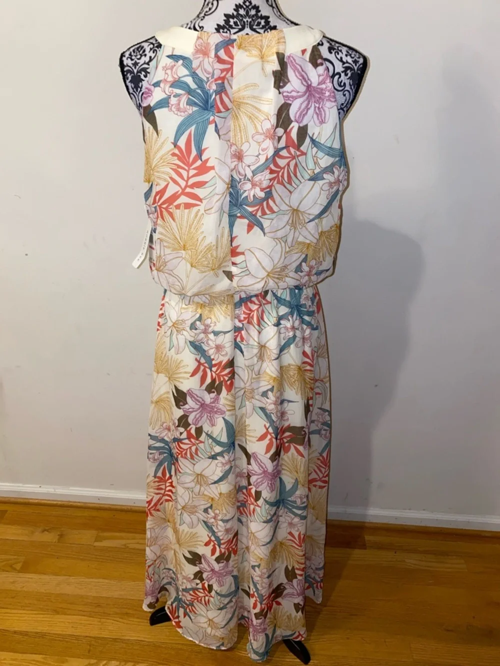 NWT! Robbie Bee Cream Maxi Dress with Coral, Teal & Mustard Floral Print Size 14 - Picture 6 of 16
